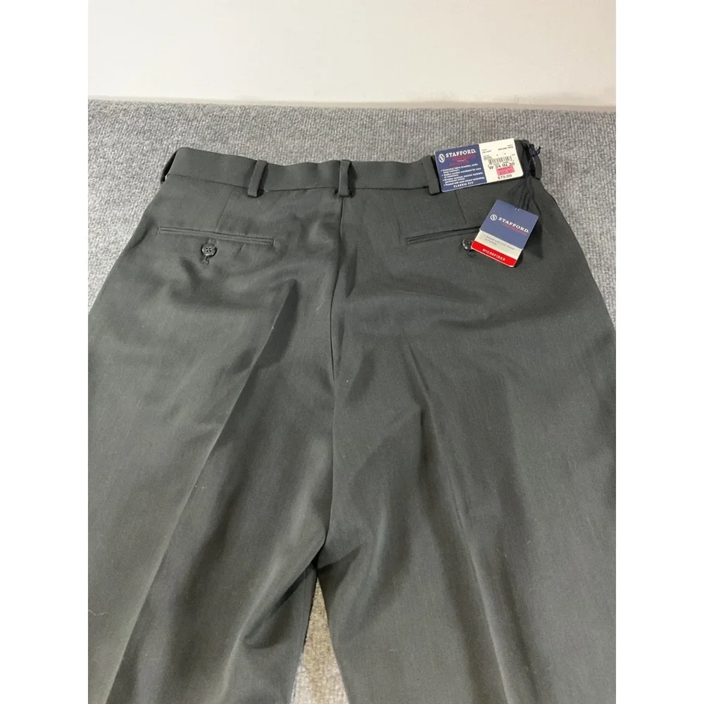 Stafford Dress Pants Mens 34x30 Classic Fit Black Pleated Slacks New NWT Busines